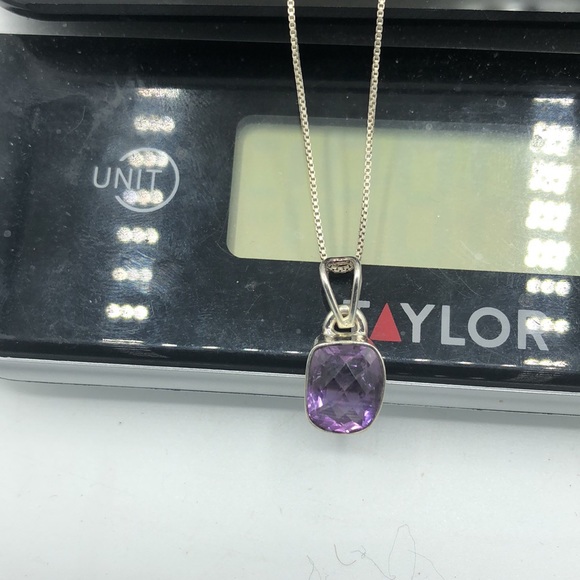925 Amethyst Pendant & 18
